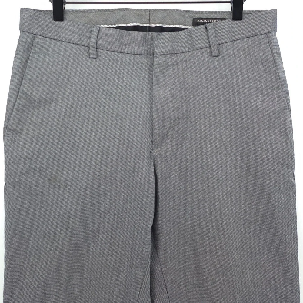 Banana Republic Slim Fit Mens Chino Pants 32x30 Gray Business Casual Trousers